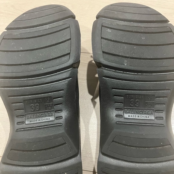 Balenciaga Black Women's Sandals - Picture 6 of 10
